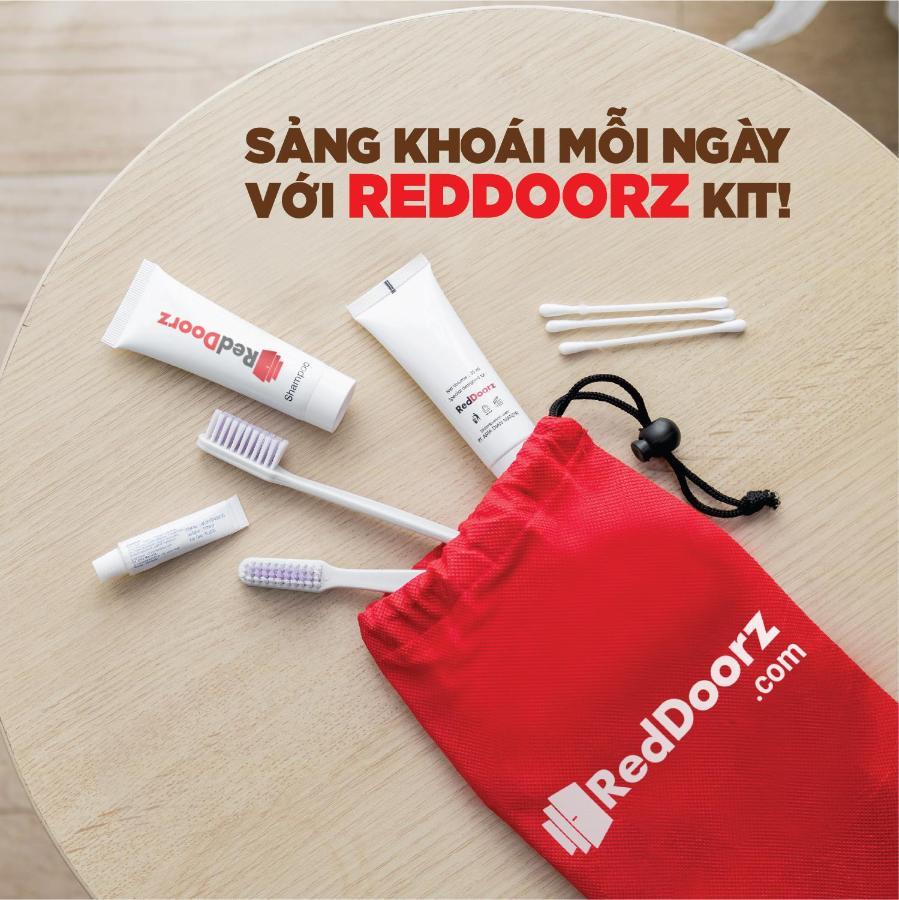 RedDoorz gần Big C Thăng Long Hà Nội Ngoại thất bức ảnh